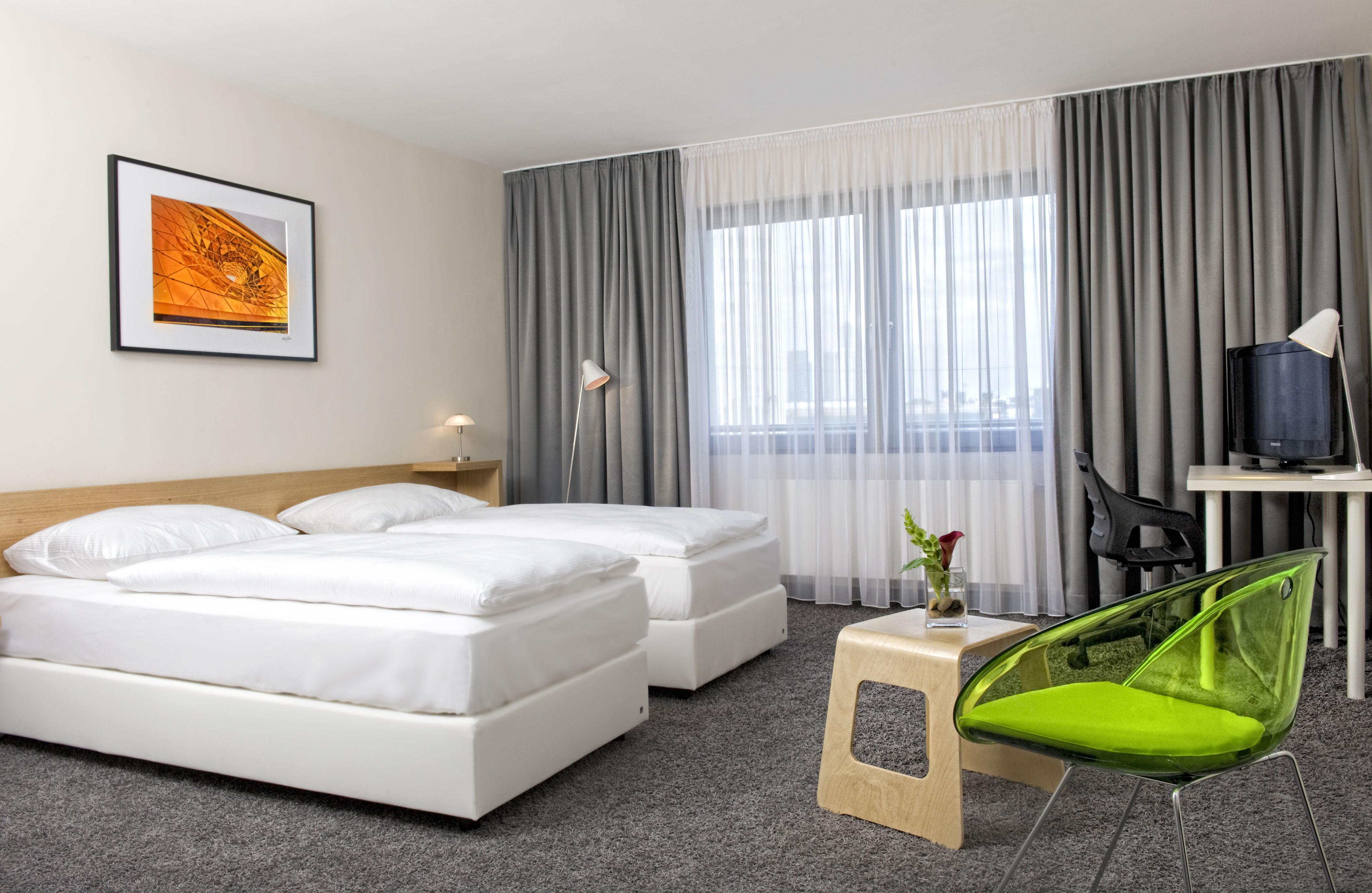 Tryp By Wyndham Frankfurt Ξενοδοχείο Φραγκφούρτη Δωμάτιο φωτογραφία