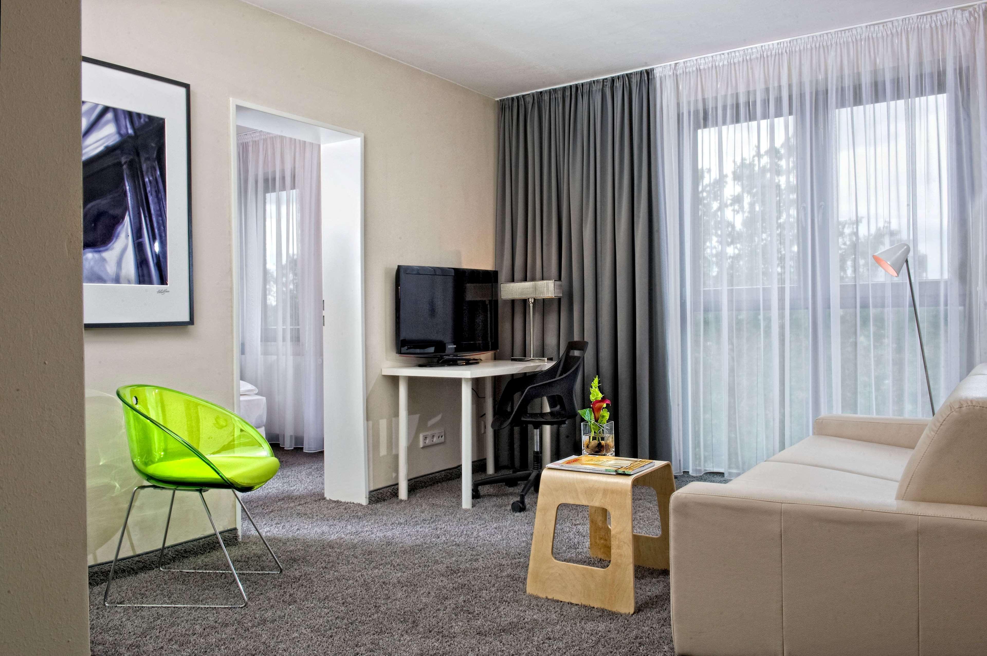 Tryp By Wyndham Frankfurt Ξενοδοχείο Φραγκφούρτη Δωμάτιο φωτογραφία